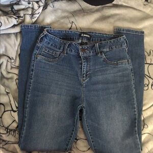 D. Jeans Women's Classic Blue Skinny Jeans